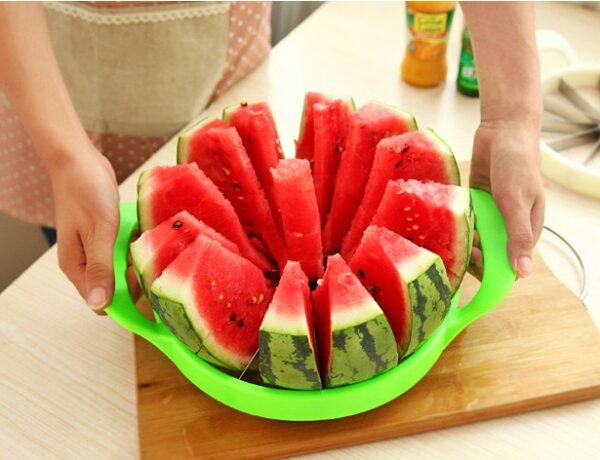 Multi-function Fruit Slicer Melon Watermelon Slicer Melon Cutter Practical Fruit Kitchen Tool - Image 9